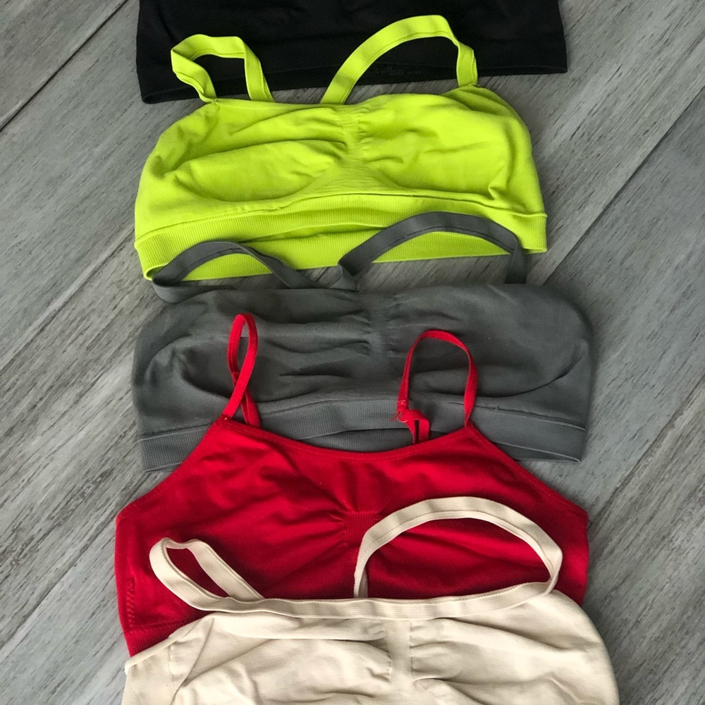 ❌SOLD❌ Sports Bras Bundle is (5)